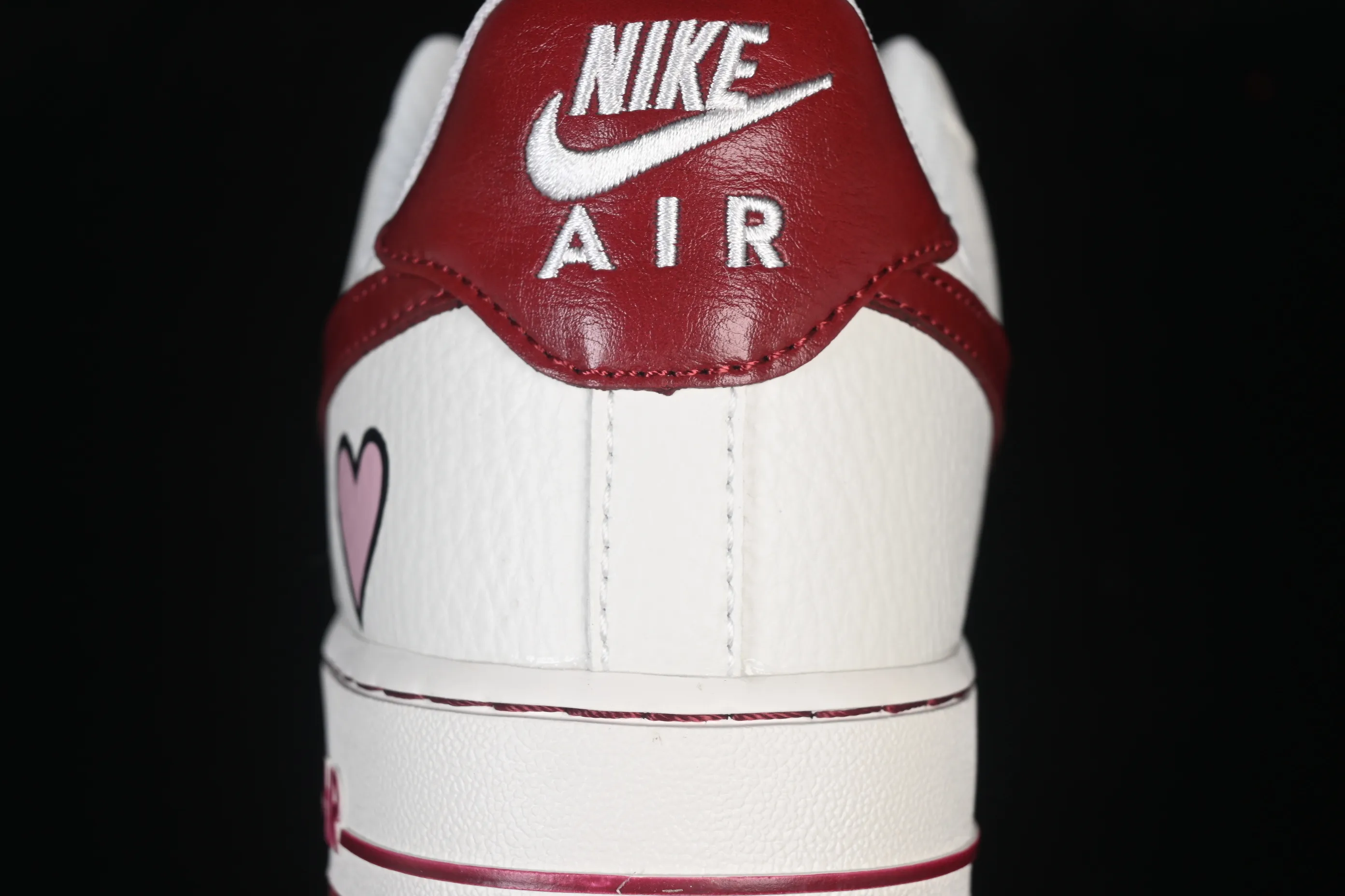 All categories Nk Air Force 1 Air Force series Nk Air Force 1 Low Air Force low-top Nike Air Force 1'07 Low Valentine's Day limited edition Air Force 1 low-top casual sneakers NH0601-539